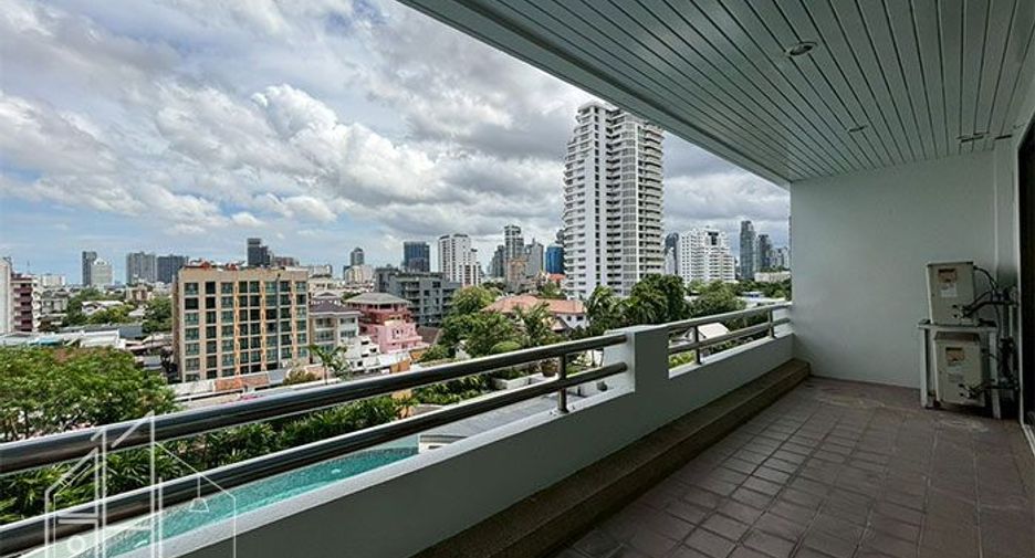 À louer 4 chambres appartement à Watthana, Bangkok