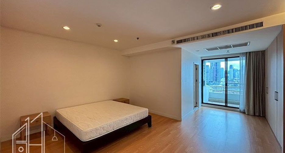 À louer 4 chambres condo à Watthana, Bangkok