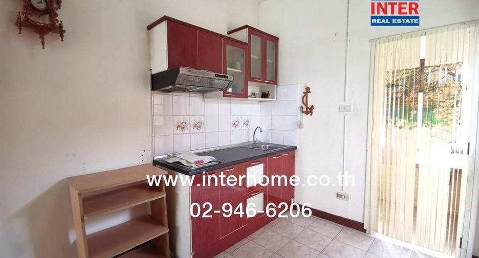 Haus zum Kauf mit 3 Zimmer in Phra Khanong, Bangkok