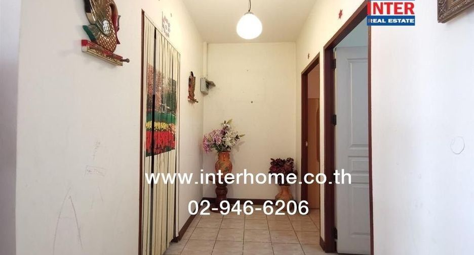 Haus zum Kauf mit 3 Zimmer in Phra Khanong, Bangkok