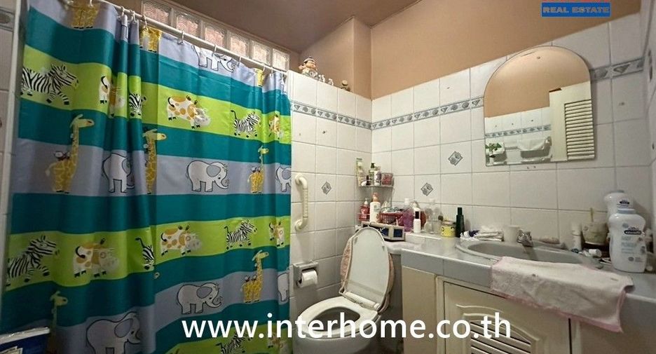 Продажа 3 спальни дом в Пхра Кханонг, Бангкок