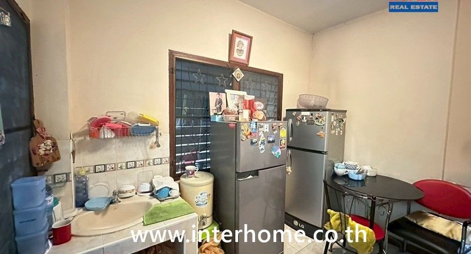 Продажа 3 спальни дом в Пхра Кханонг, Бангкок