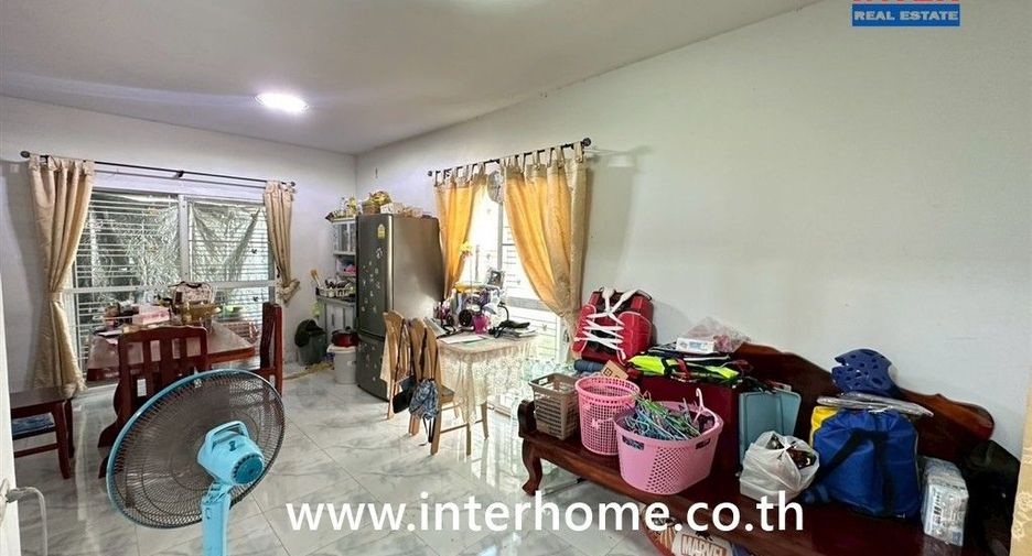 Reihenhaus zum Kauf mit 4 Zimmer in Bang Phli, Samut Prakan