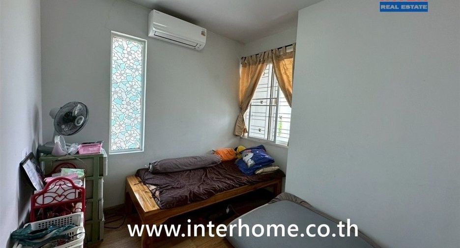Reihenhaus zum Kauf mit 4 Zimmer in Bang Phli, Samut Prakan