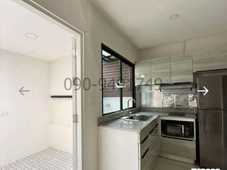 出租 33 卧室 联排别墅 在 Bang Phli, Samut Prakan