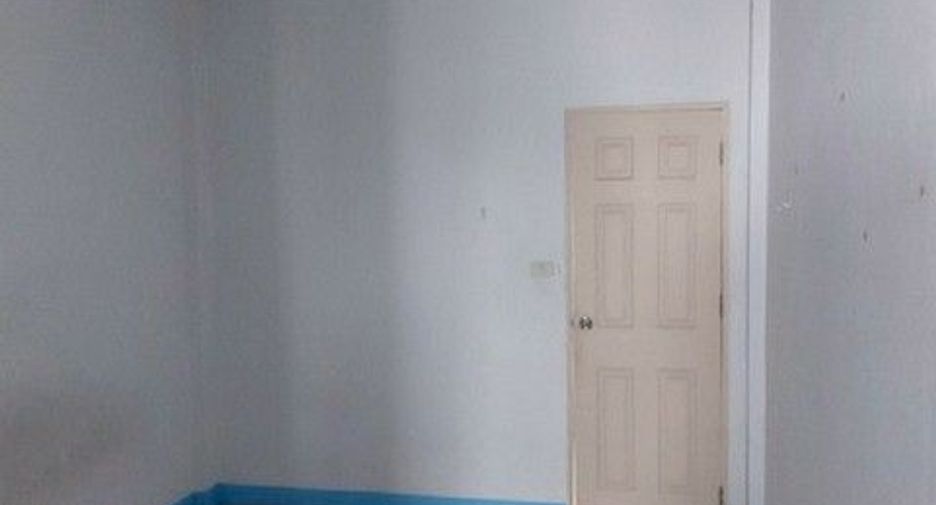 Reihenhaus zum Kauf mit 1 Zimmer in Mueang Maha Sarakham, Maha Sarakham