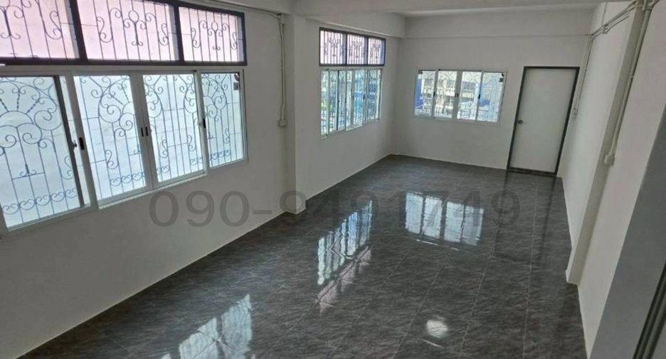 For rent 6 bedrooms retail Space in Bang Khen, Bangkok