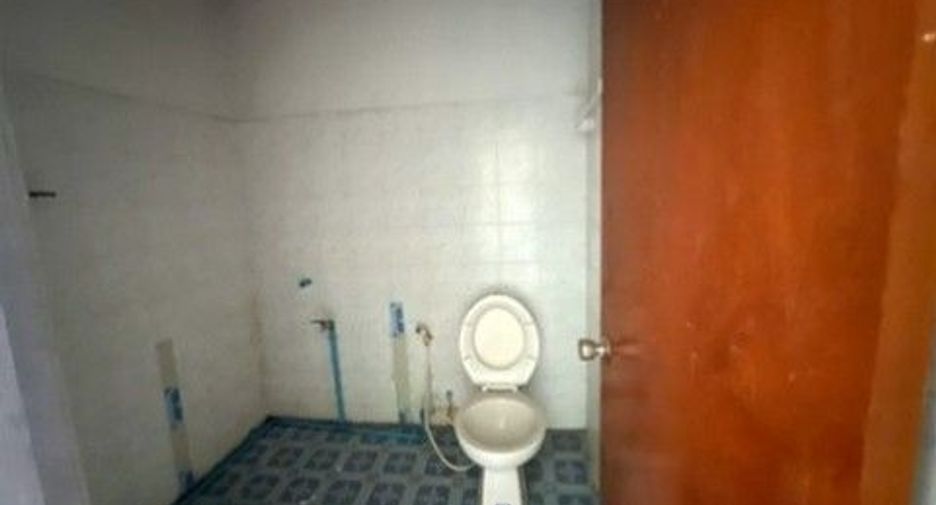 À vendre 1 chambre local commercial à Mueang Buriram, Buriram