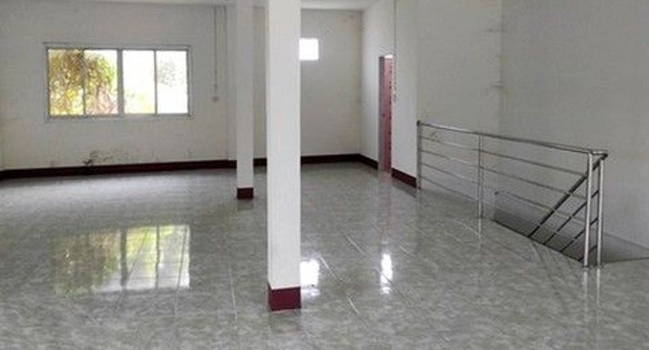 À vendre 1 chambre local commercial à Mueang Buriram, Buriram
