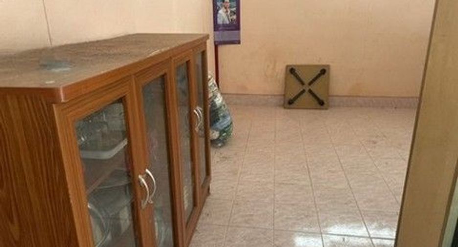 Haus zum Kauf mit 1 Zimmer in Mueang Buriram, Buriram