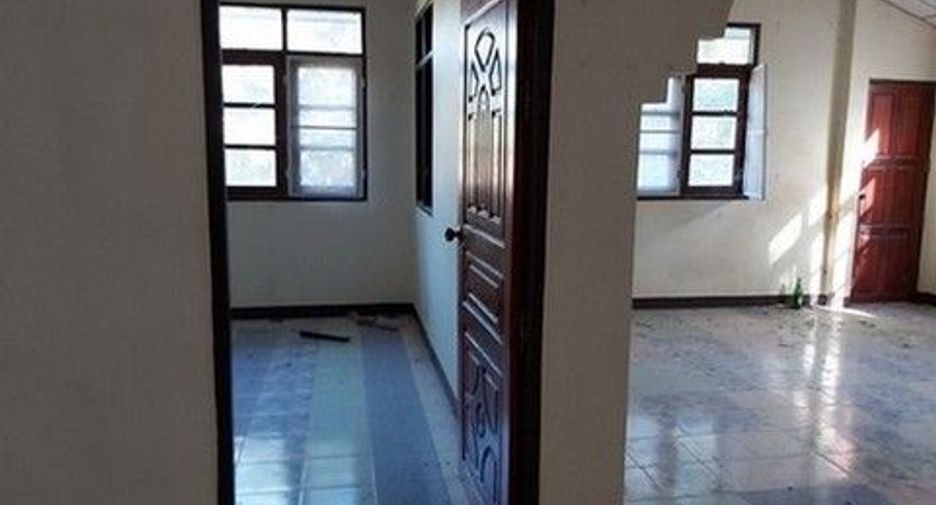 Haus zum Kauf mit 1 Zimmer in Mueang Buriram, Buriram