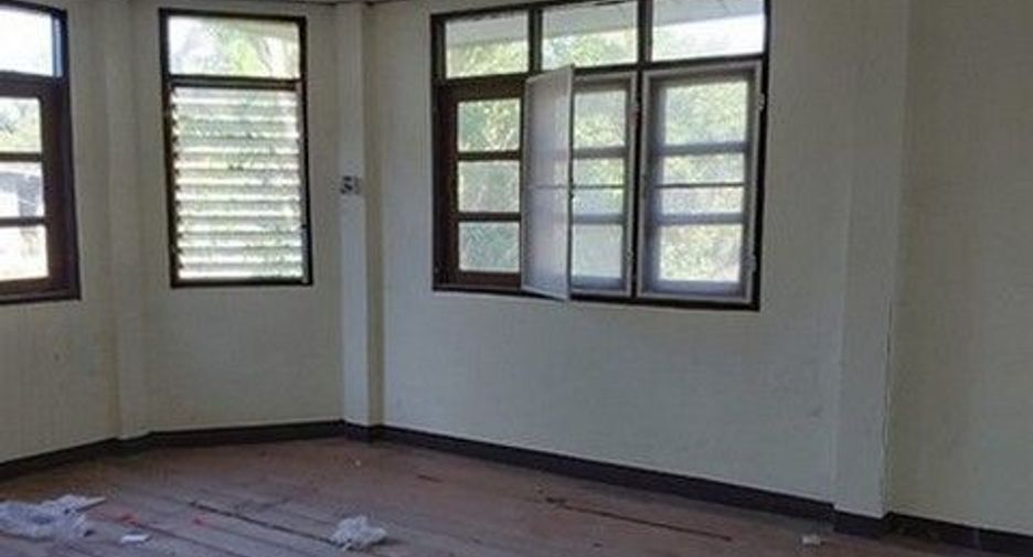 Haus zum Kauf mit 1 Zimmer in Mueang Buriram, Buriram