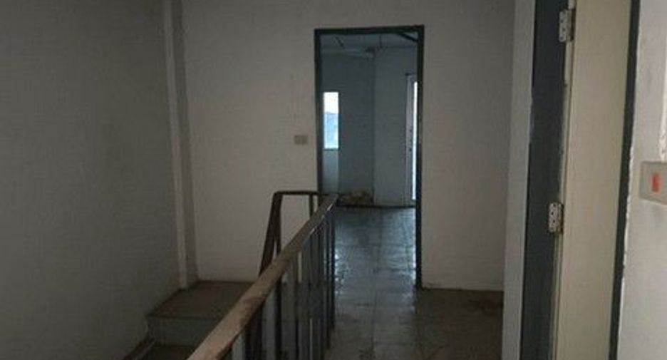 Продажа 1 кровать таунхаус в Mueang Buriram, Buri Ram
