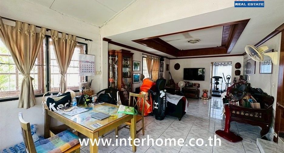 For sale 3 bedrooms house in Mueang Samut Prakan, Samut Prakan