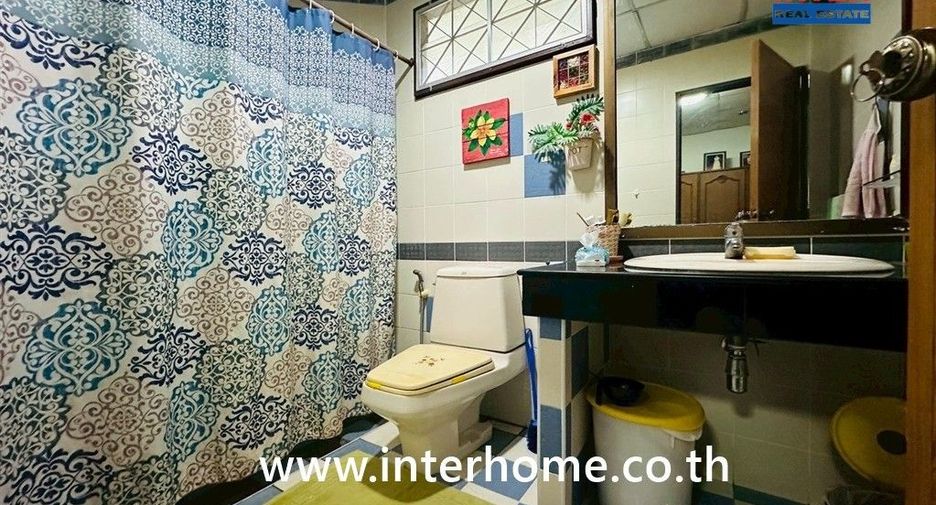 For sale 3 bedrooms house in Mueang Samut Prakan, Samut Prakan