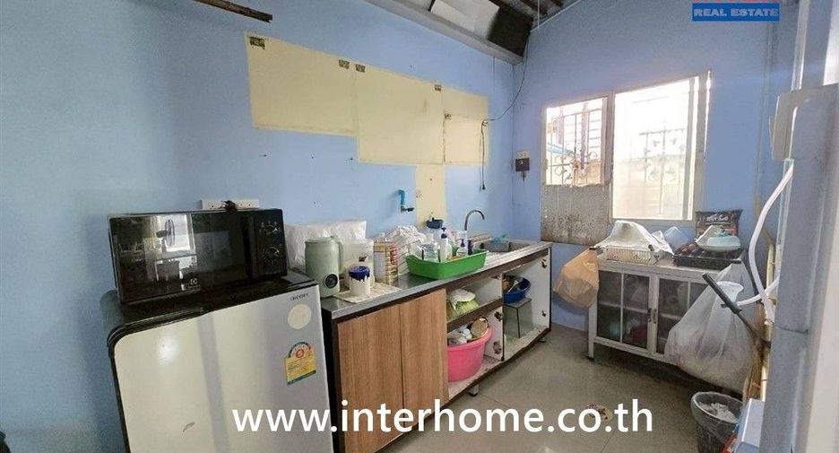 Reihenhaus zum Kauf mit 3 Zimmer in Bang Phli, Samut Prakan