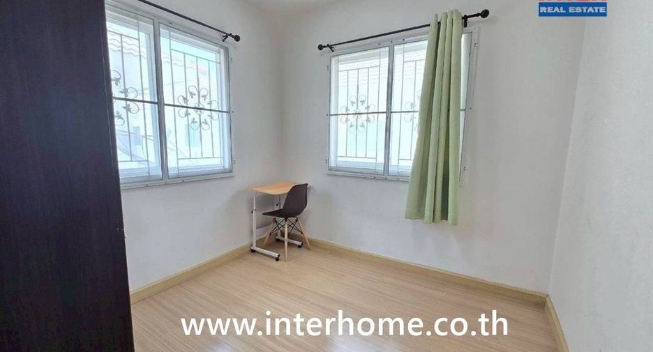 Reihenhaus zum Kauf mit 3 Zimmer in Bang Phli, Samut Prakan