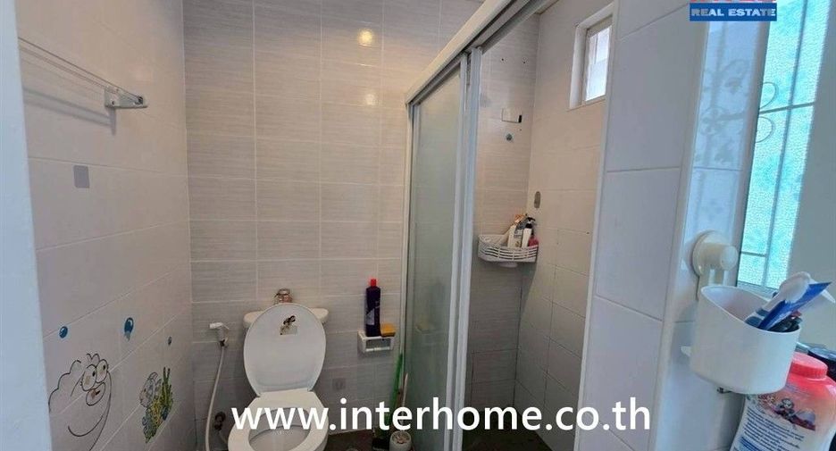 Reihenhaus zum Kauf mit 3 Zimmer in Bang Phli, Samut Prakan