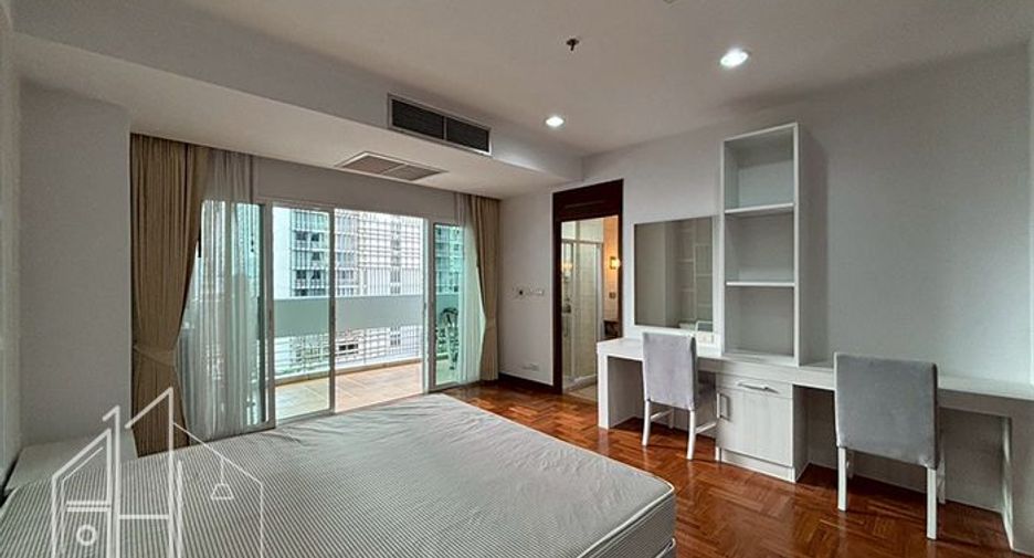 For rent 2 bedrooms apartment in Khlong Toei, Bangkok