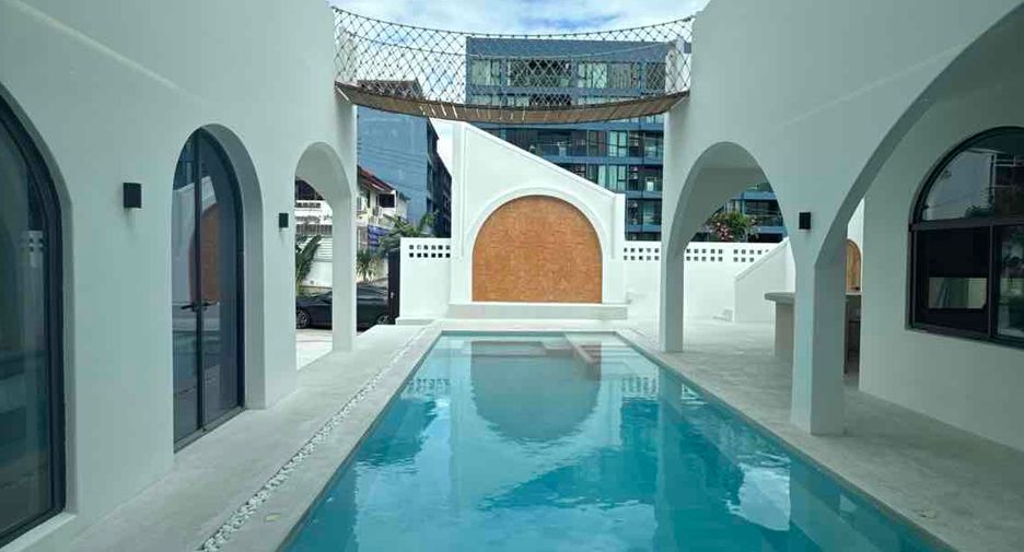 À louer 5 chambres villa à Jomtien, Pattaya