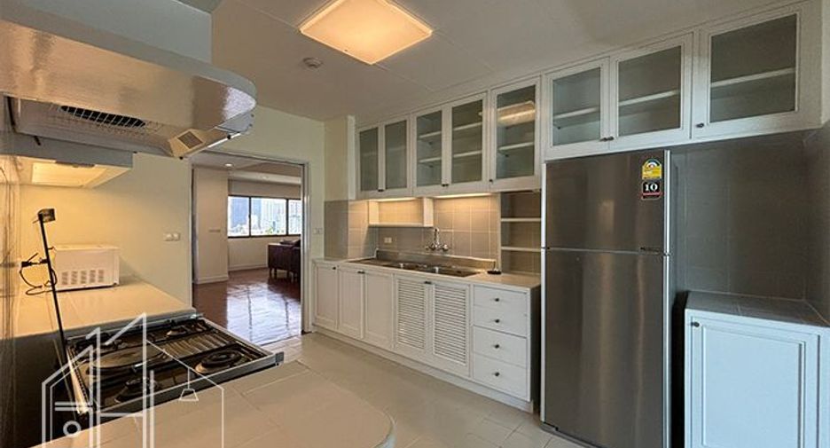 Wohnung zur Miete mit 3 Zimmer in Watthana, Bangkok