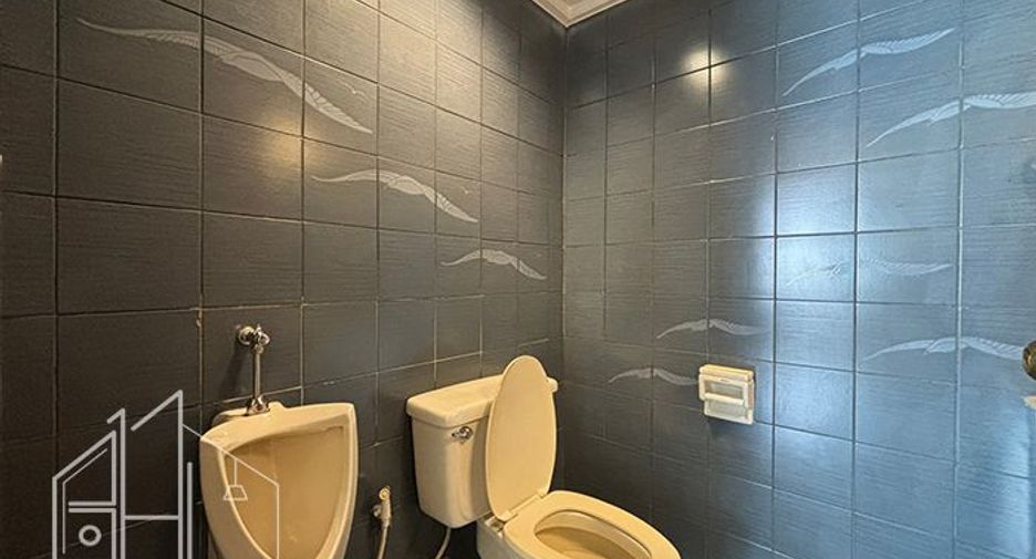 Wohnung zur Miete mit 3 Zimmer in Watthana, Bangkok