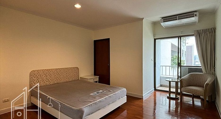 Wohnung zur Miete mit 3 Zimmer in Watthana, Bangkok