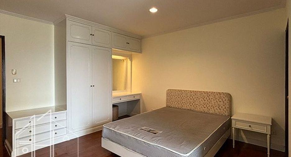 Wohnung zur Miete mit 3 Zimmer in Watthana, Bangkok