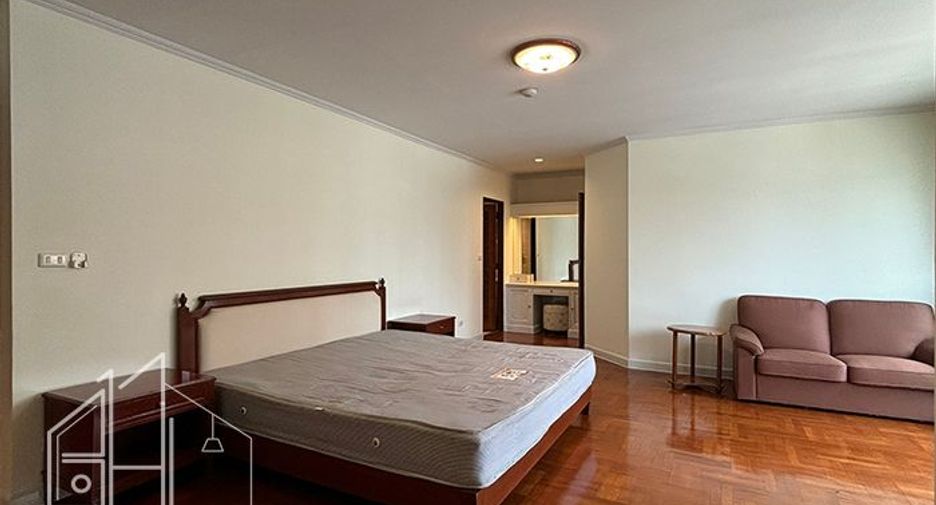 Wohnung zur Miete mit 3 Zimmer in Watthana, Bangkok