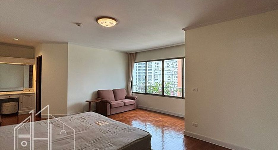 Wohnung zur Miete mit 3 Zimmer in Watthana, Bangkok