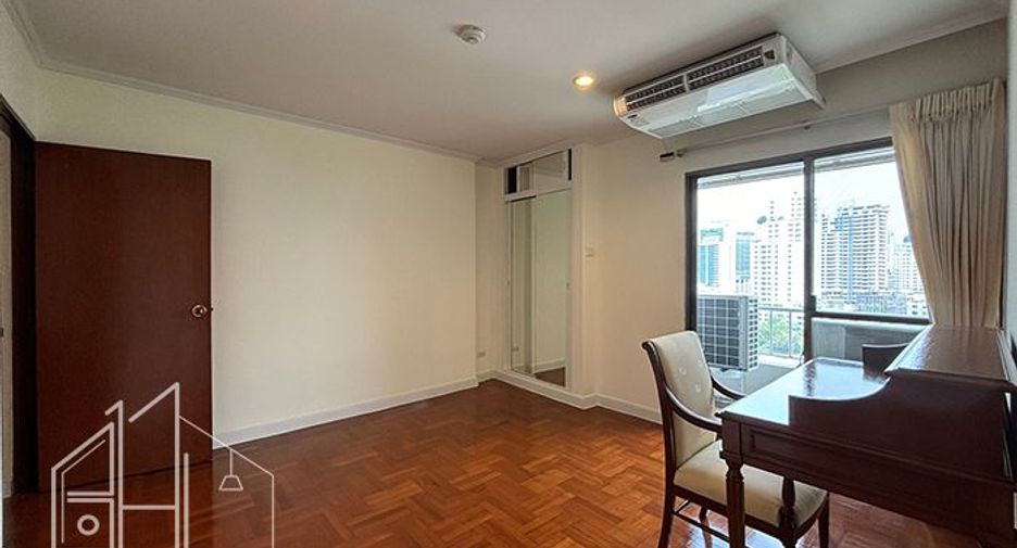 Wohnung zur Miete mit 3 Zimmer in Watthana, Bangkok