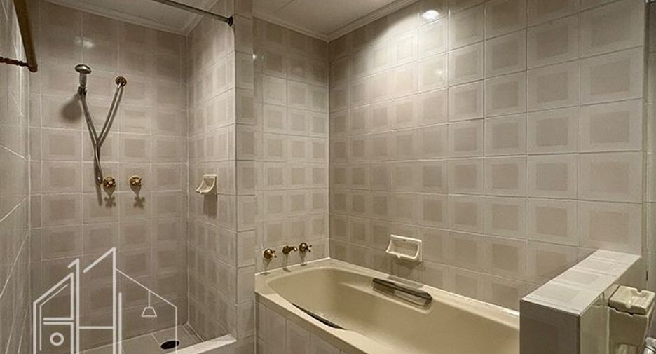 Wohnung zur Miete mit 3 Zimmer in Watthana, Bangkok