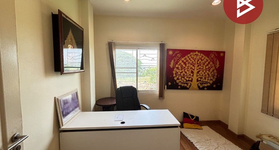 For sale 4 bedrooms house in Nong Chok, Bangkok