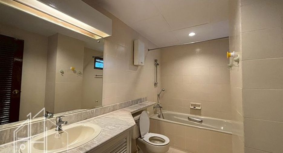Wohnung zur Miete mit 3 Zimmer in Watthana, Bangkok