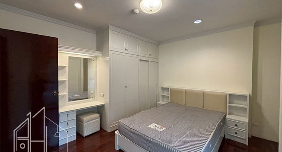 Wohnung zur Miete mit 3 Zimmer in Watthana, Bangkok