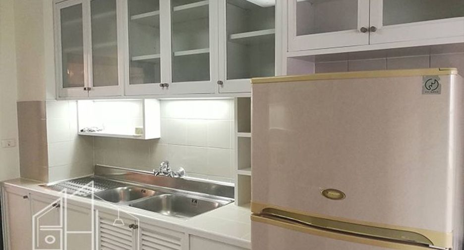 Apartment zur Miete mit 4 Zimmer in Watthana, Bangkok