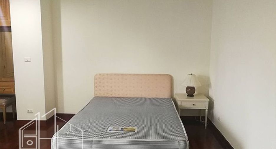 Apartment zur Miete mit 4 Zimmer in Watthana, Bangkok