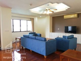 For rent 3 bedrooms apartment in Watthana, Bangkok