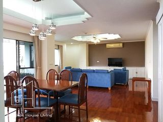 For rent 3 bedrooms apartment in Watthana, Bangkok