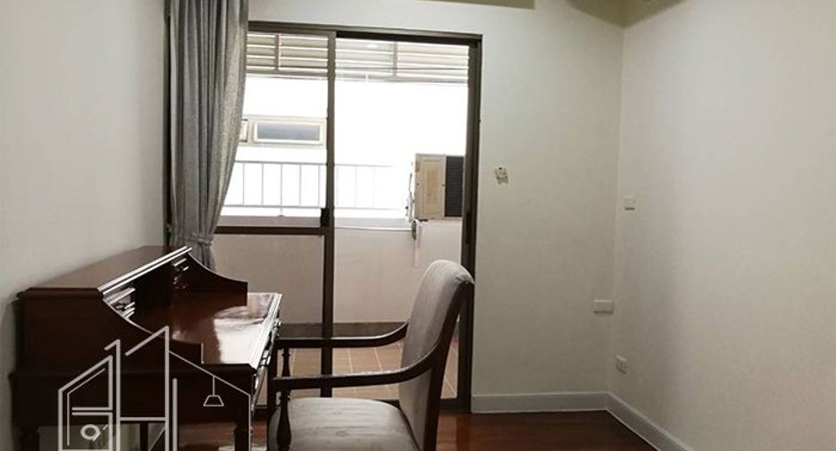 Apartment zur Miete mit 3 Zimmer in Watthana, Bangkok