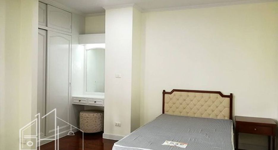 Apartment zur Miete mit 3 Zimmer in Watthana, Bangkok