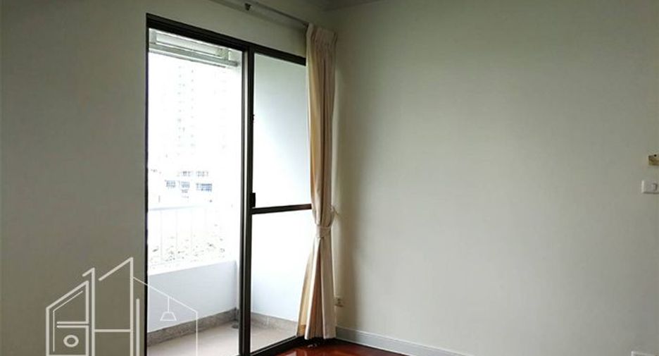 Apartment zur Miete mit 3 Zimmer in Watthana, Bangkok