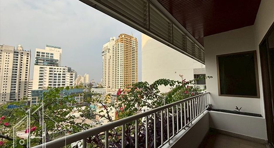 Wohnung zur Miete mit 3 Zimmer in Watthana, Bangkok