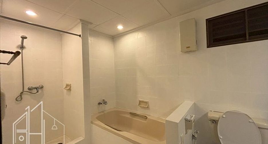 Wohnung zur Miete mit 3 Zimmer in Watthana, Bangkok