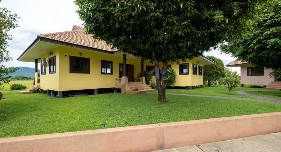 For sale 4 bedrooms house in Doi Saket, Chiang Mai