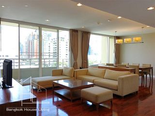 For rent 3 bedrooms apartment in Watthana, Bangkok