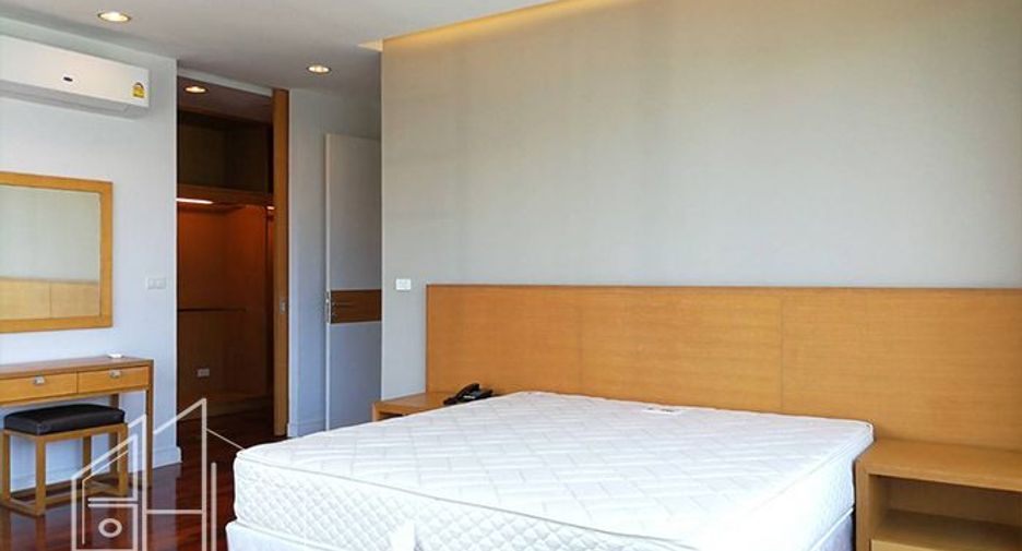 Apartment zur Miete mit 3 Zimmer in Watthana, Bangkok