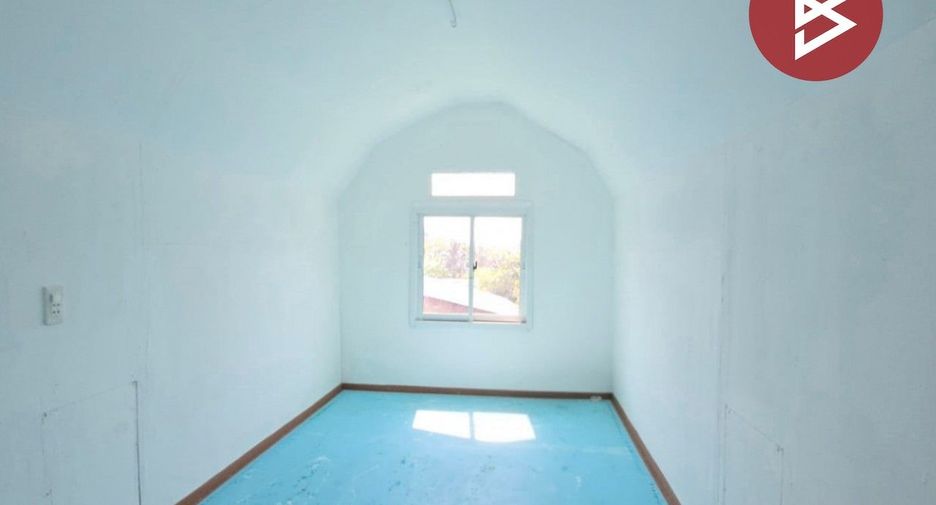 Haus zum Kauf mit 4 Zimmer in Nakhon Chai Si, Nakhon Pathom