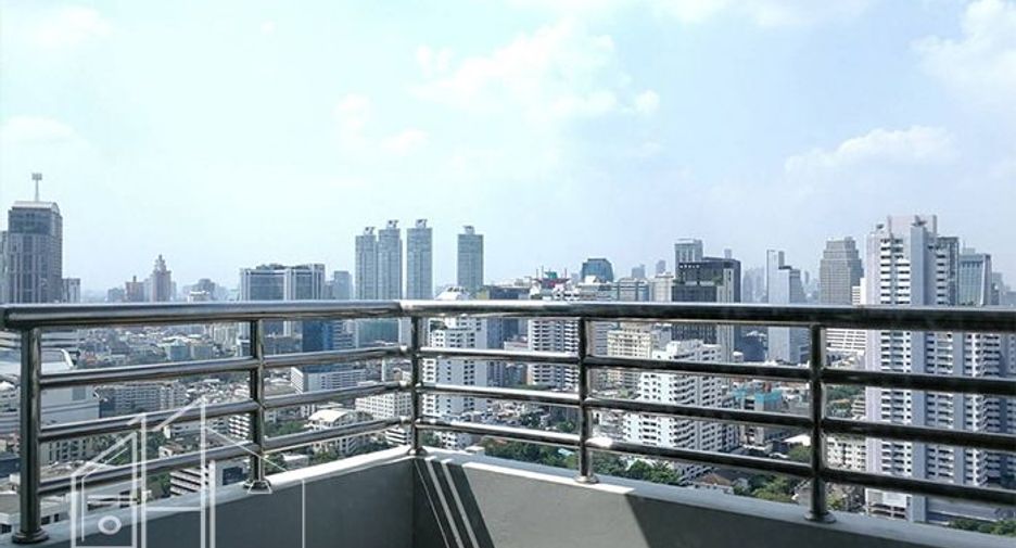 Wohnung zur Miete mit 3 Zimmer in Watthana, Bangkok