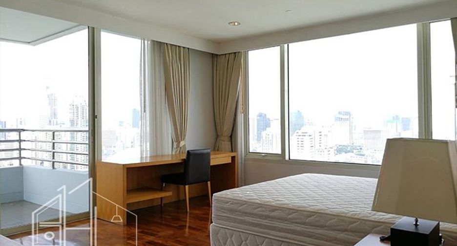 Wohnung zur Miete mit 3 Zimmer in Watthana, Bangkok